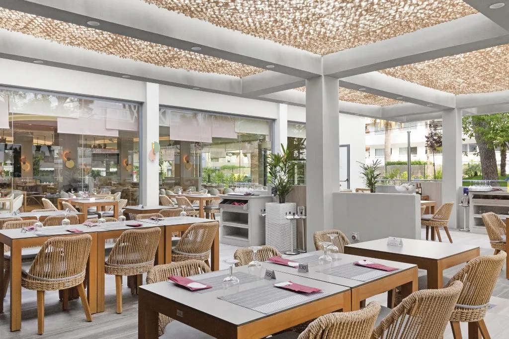 Restaurant, Hotel Riu Concordia, Majorca