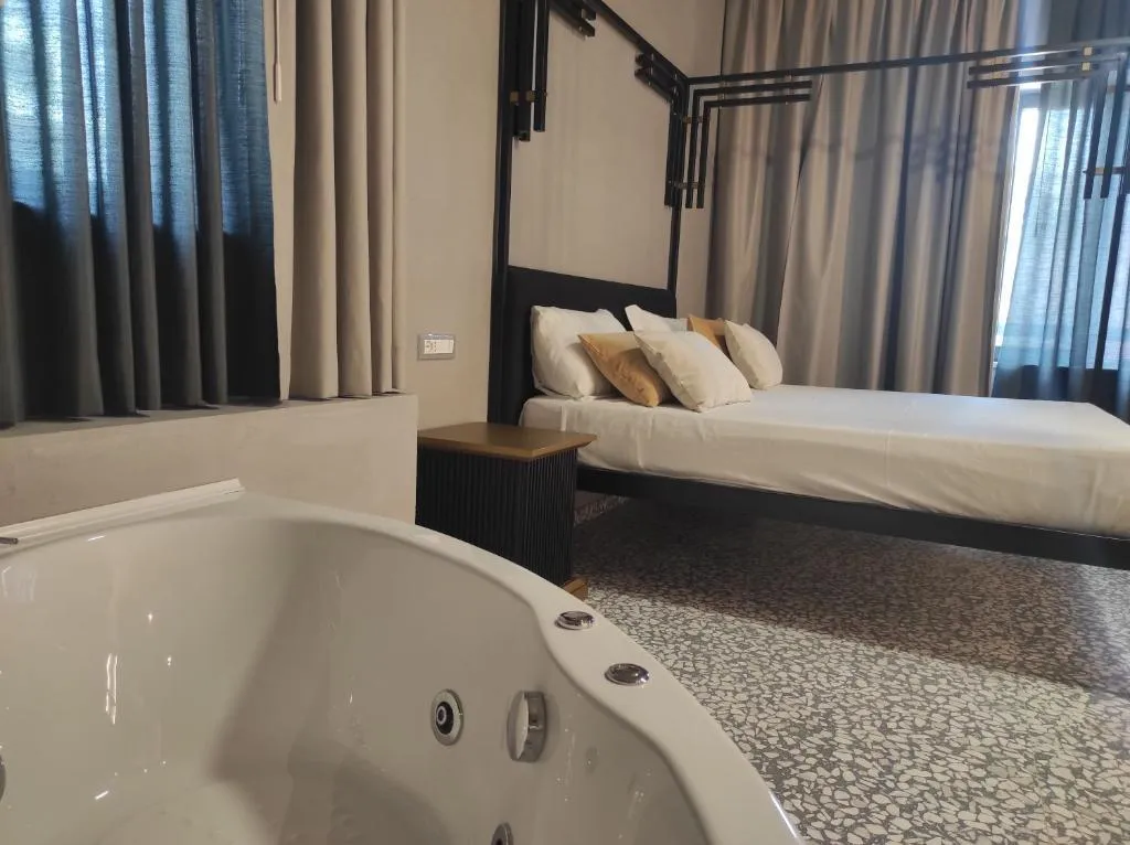 DOUBLE DELUXE Room, Hotel Nuvo, Naples