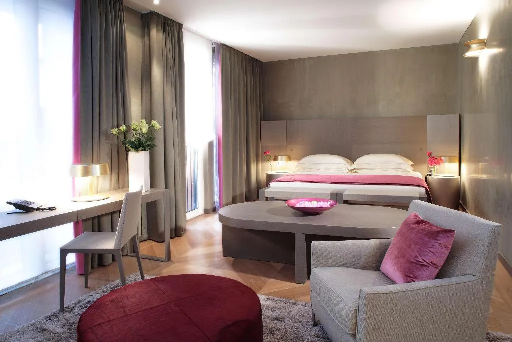 Room, Rosa Grand Milano - Starhotels Collezione, Milan