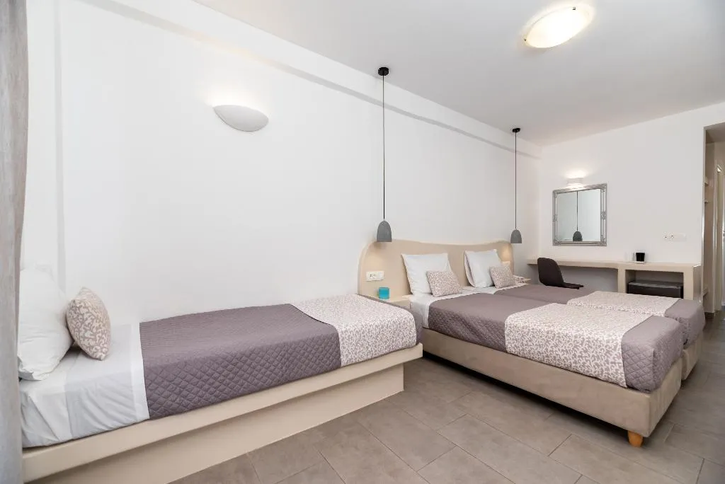 TRIPLE STANDARD Room, Alexandra, Santorini
