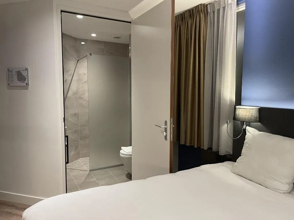 Room, OZO Hotels Antares Amsterdam Schiphol Airport, Amsterdam