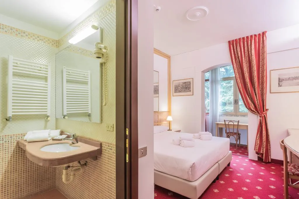 FAMILY ROOM STANDARD Room, Polo, Milan