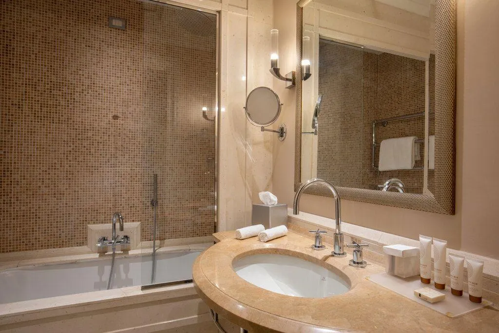 DOUBLE SUPERIOR Room, Rose Garden Palace, Rome