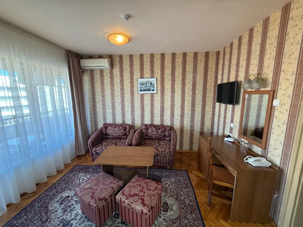 Room, Olymp, Bourgas
