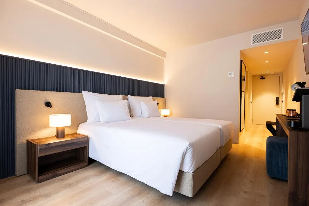TWIN TWO BEDS Room, The Lince Braga, Porto