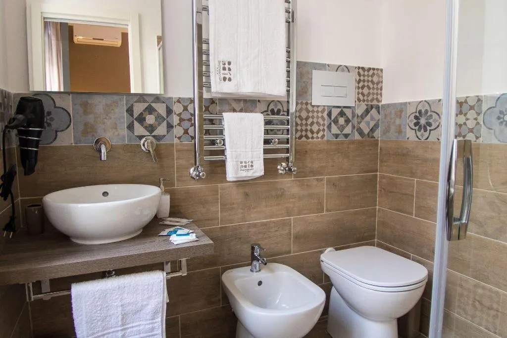 Room, Bagnasco 18, Palermo