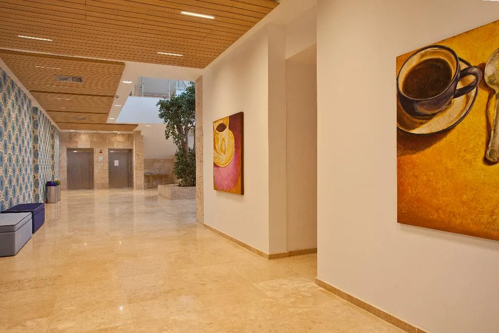 Lobby, Seth 55 Santo Tomas, Menorca