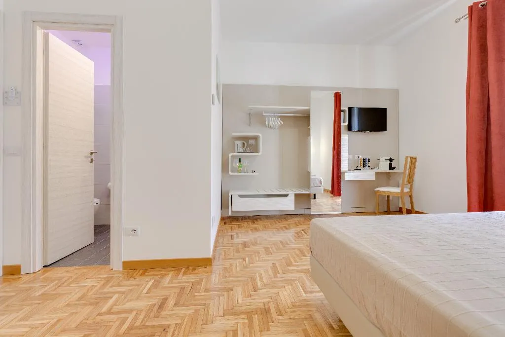 JUNIOR SUITE CAPACITY 4 Room, Dolce Luxury Rooms, Rome