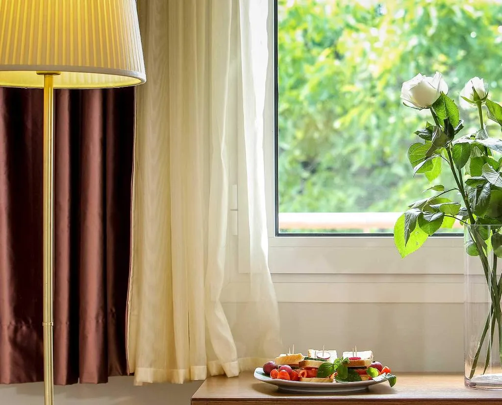 STUDIO ONE BED Room, Electra Hotel, Thessaloniki