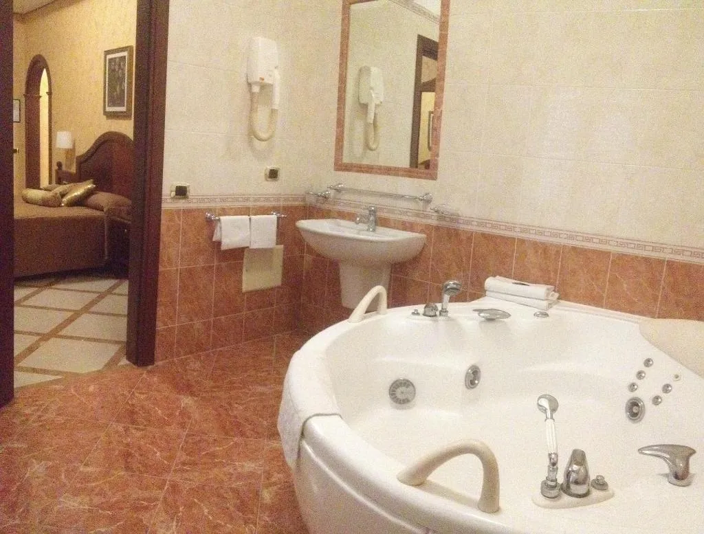 Room, Hotel Al Boschetto, Naples