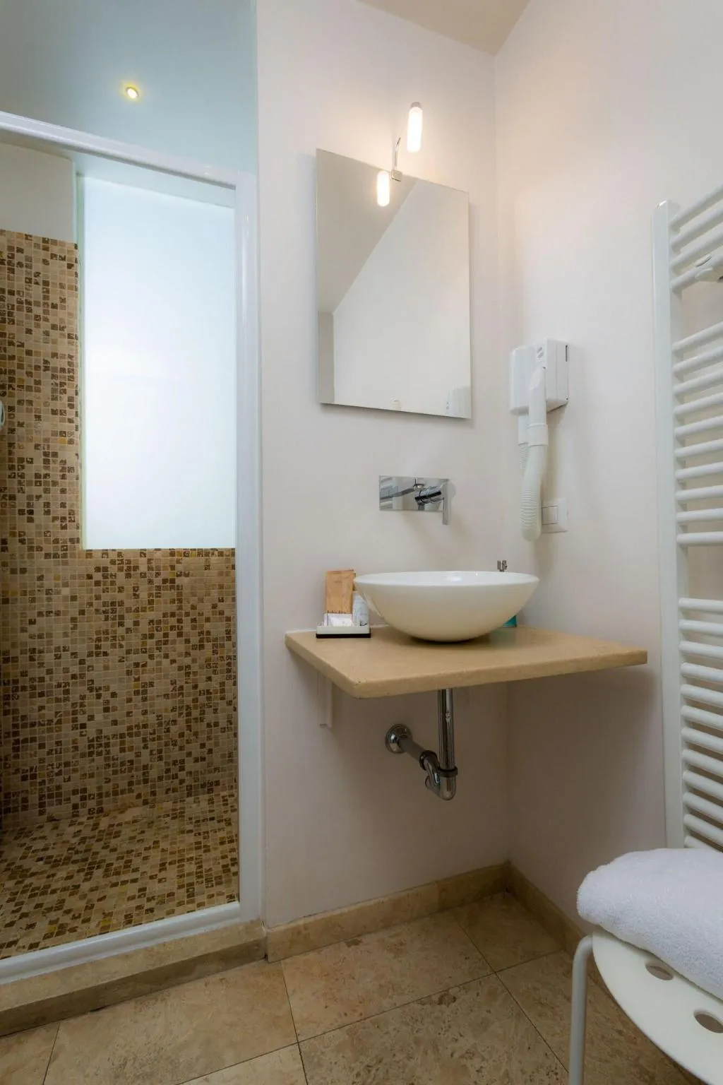 DOUBLE DELUXE KING BED Room, La Casa Di Morfeo, Florence