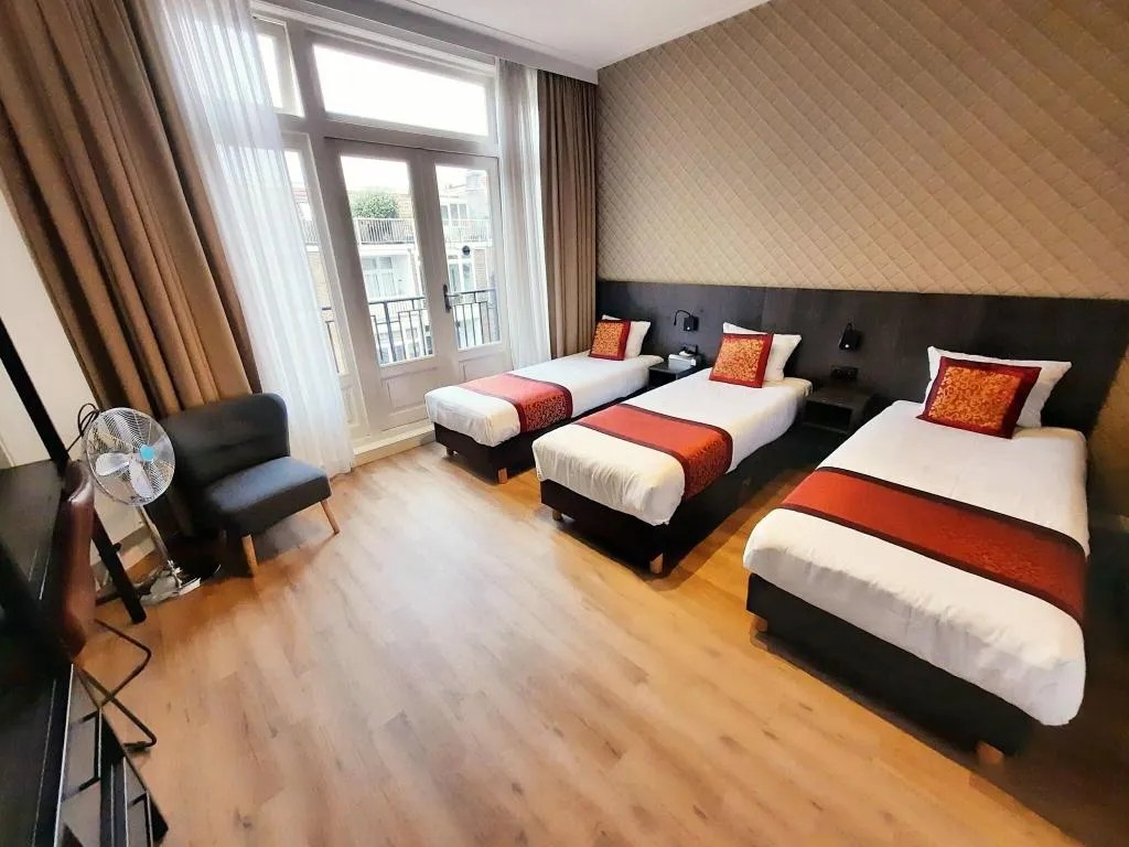 Room, Hotel Washington, Amsterdam