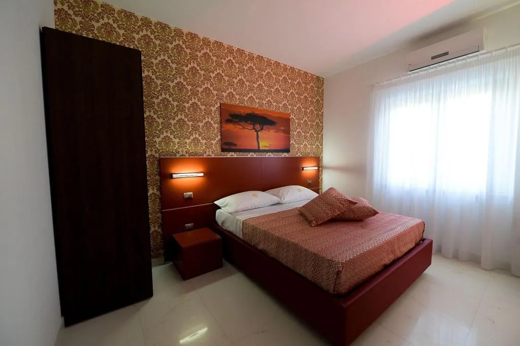 Room, X Hotel, Naples