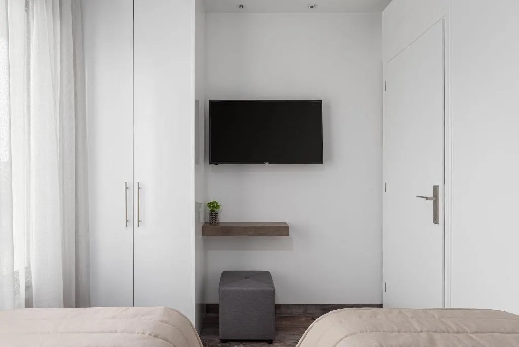 Room, Athenian Spirit, Athens