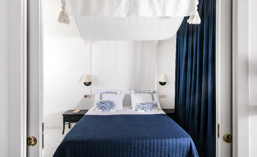 JUNIOR SUITE STANDARD Room, Hotel Club Due Torri, Naples