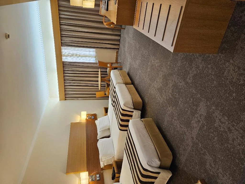 TWIN CAPACITY 3 Room, Hotel Principe Lisboa, Lisbon