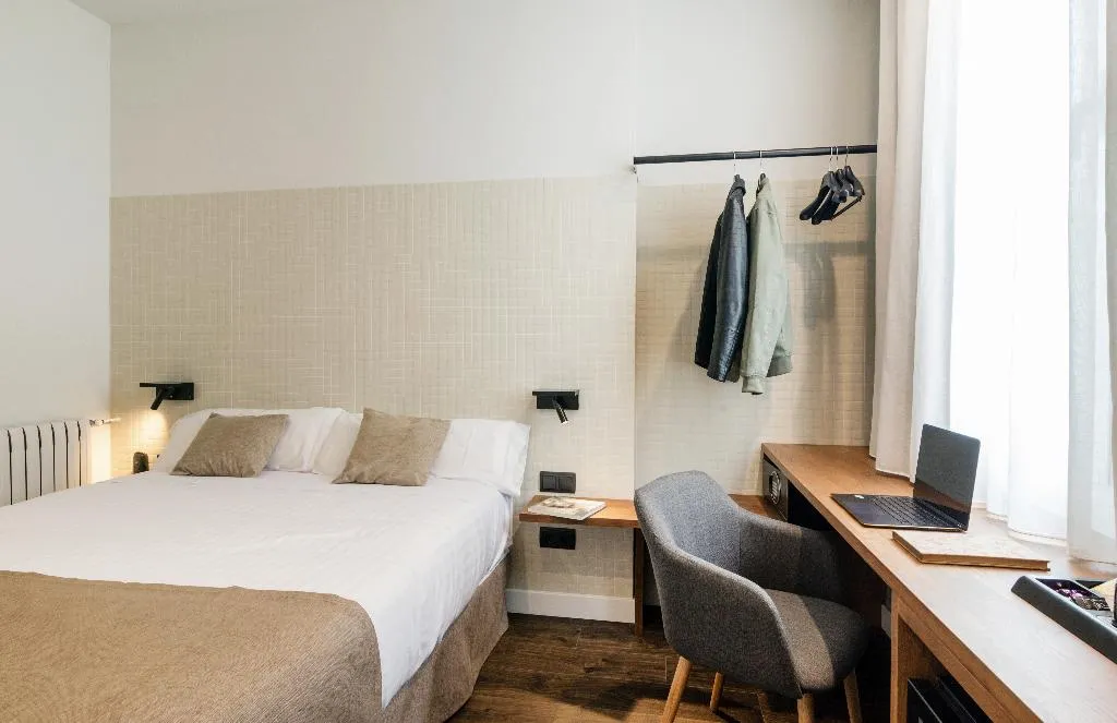 Double or Twin SUPERIOR Room, Peninsular, Costa Brava
