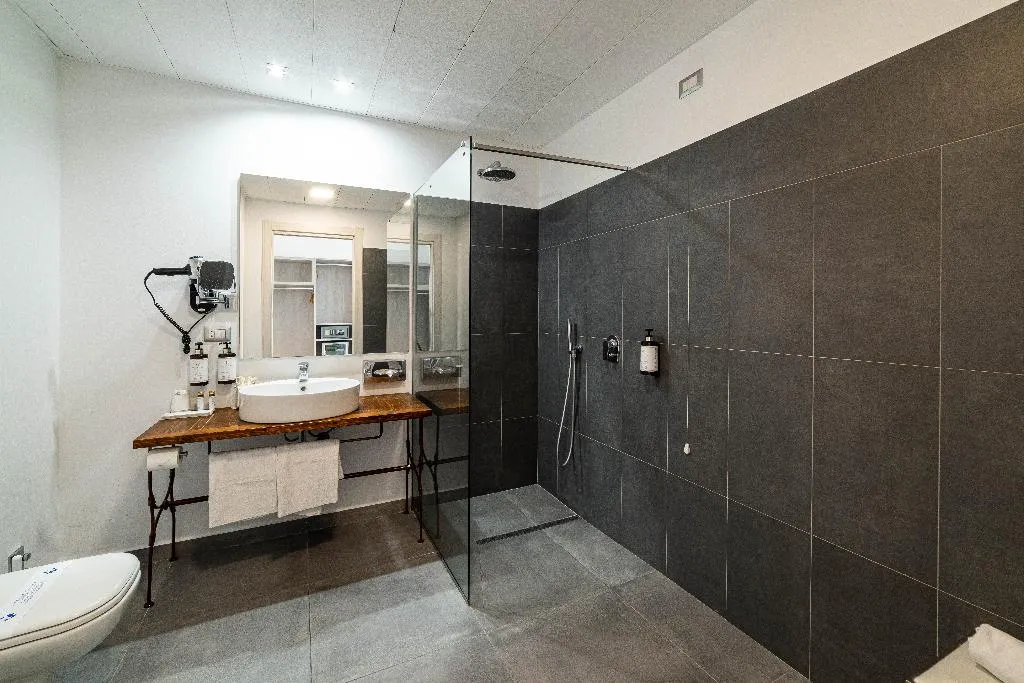 JUNIOR SUITE CAPACITY 2 Room, Phi Hotel Milano, Milan