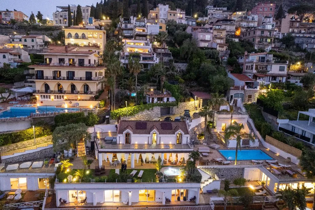 APARTMENT WITH TERRACE Room, Villa Zagara Garden, Taormina