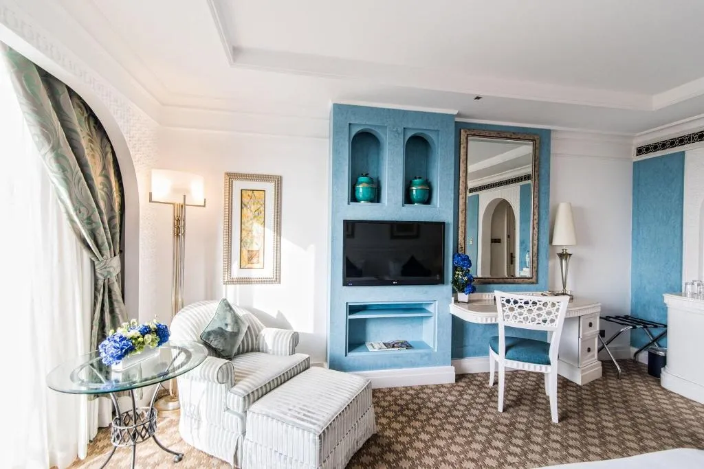 Room, Habtoor Grand Resort, Autograph Collection, Dubai
