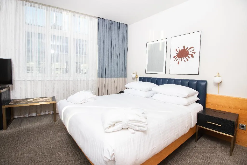 DOUBLE SINGLE USE GUEST ROOM Room, K+K Hotel Fenix, Prague