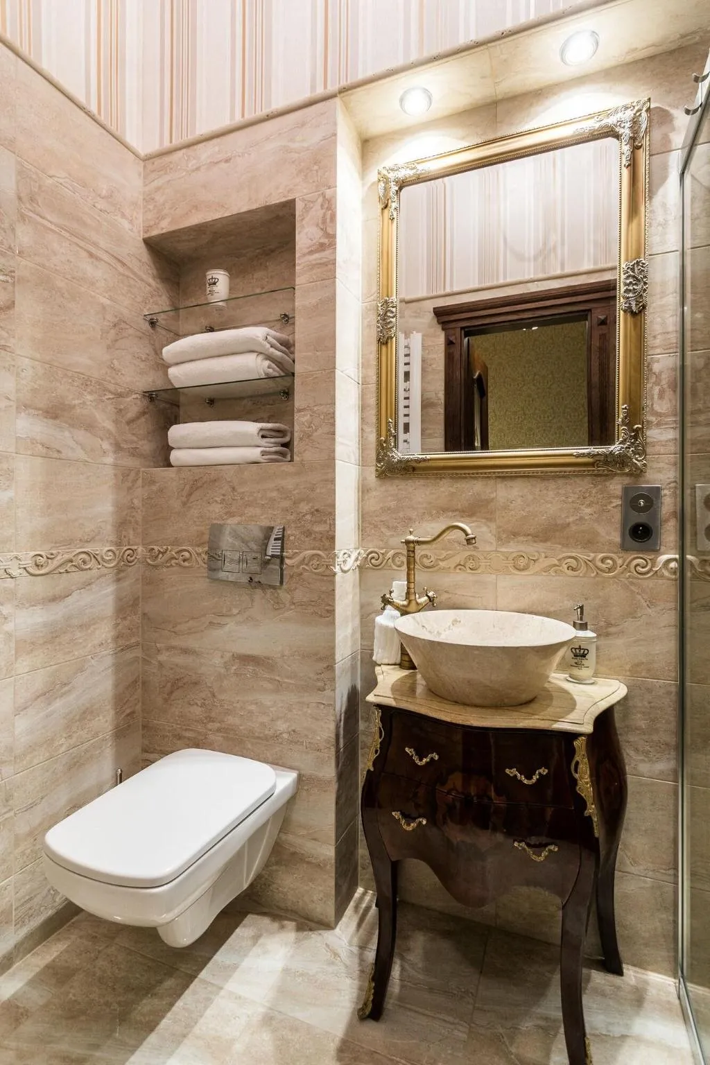 APARTMENT SUPERIOR CAPACITY 4 Room, Exclusive Royal Apartments, Krakow