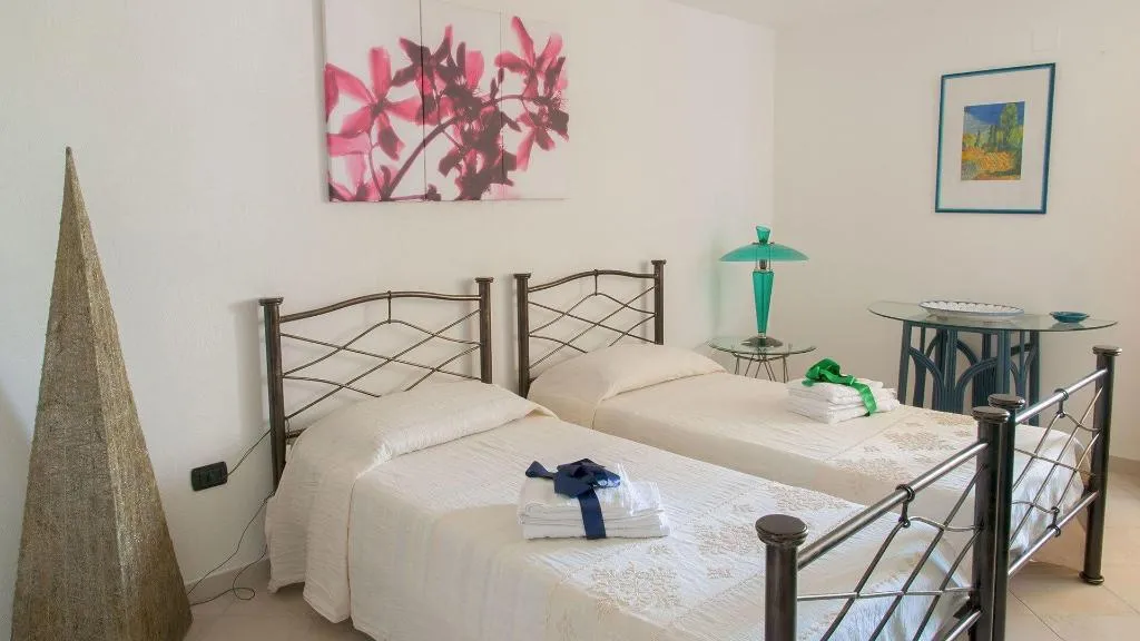 Room, B&B Le Fresie, Olbia
