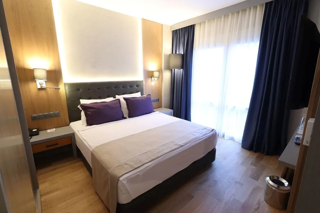 DOUBLE SINGLE USE DELUXE GARDEN VIEW Room, La Quinta by Wyndham Bodrum, Bodrum