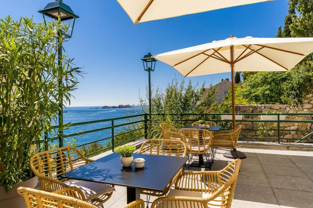 TWIN SEA VIEW WITH BALCONY Room, Art Hotel, Dubrovnik