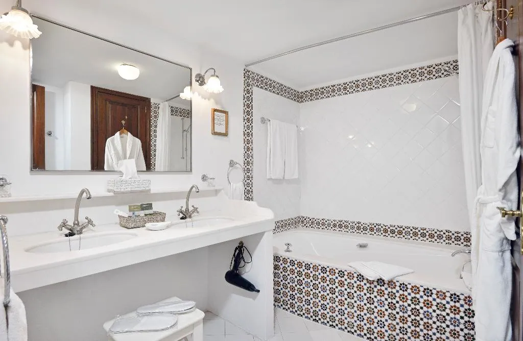 JUNIOR SUITE STANDARD Room, San Lorenzo, Majorca