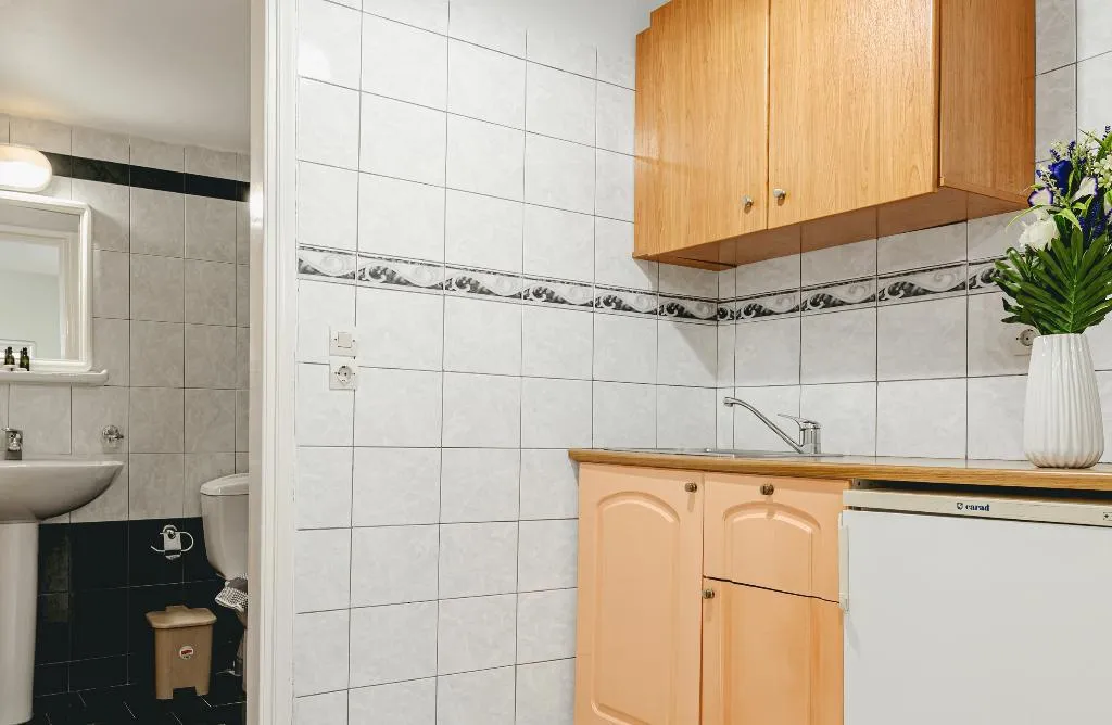 TRIPLE STANDARD Room, Christina Apartments, Zante