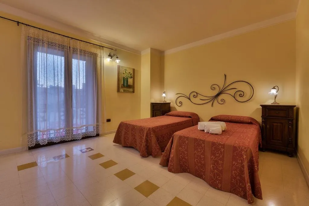Room, Casa Manzella, Palermo
