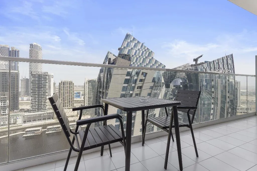 APARTMENT TWO BEDROOMS Room, Vera Residences, Dubai