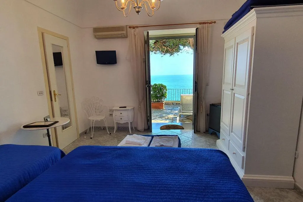 TRIPLE STANDARD Room, La Maliosa D' Arienzo, Naples