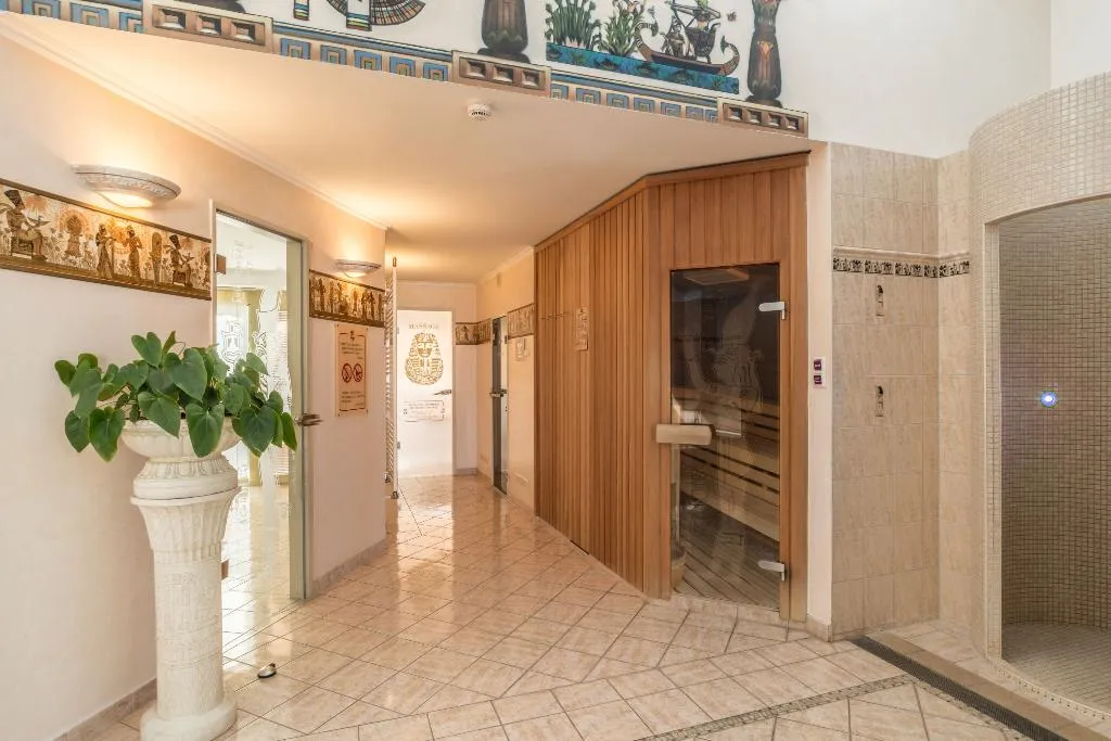 Sports and Entertainment, Hollywood Media Hotel, Berlin