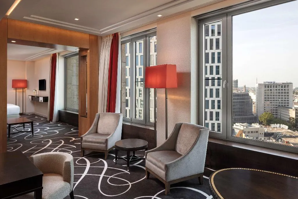Room, Waldorf Astoria Berlin, Berlin