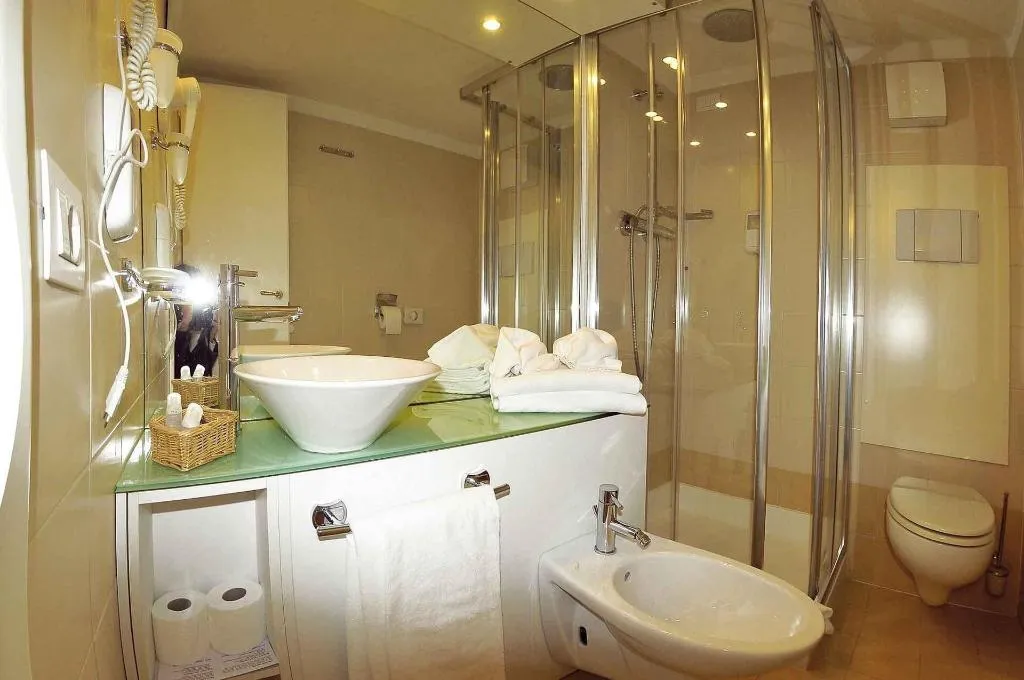 Room, Alpen Hotel Eghel, Venice