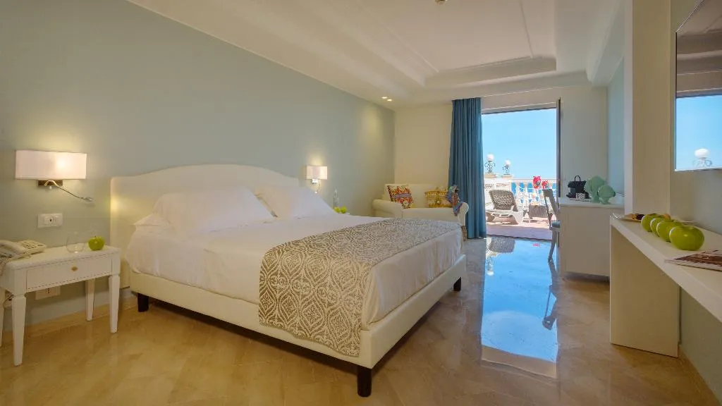 Double or Twin DELUXE Room, Hellenia Yachting, Catania