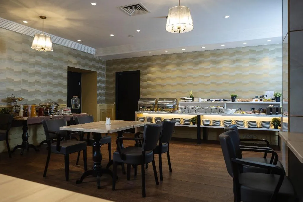 Restaurant, Hotel Opera, Riga