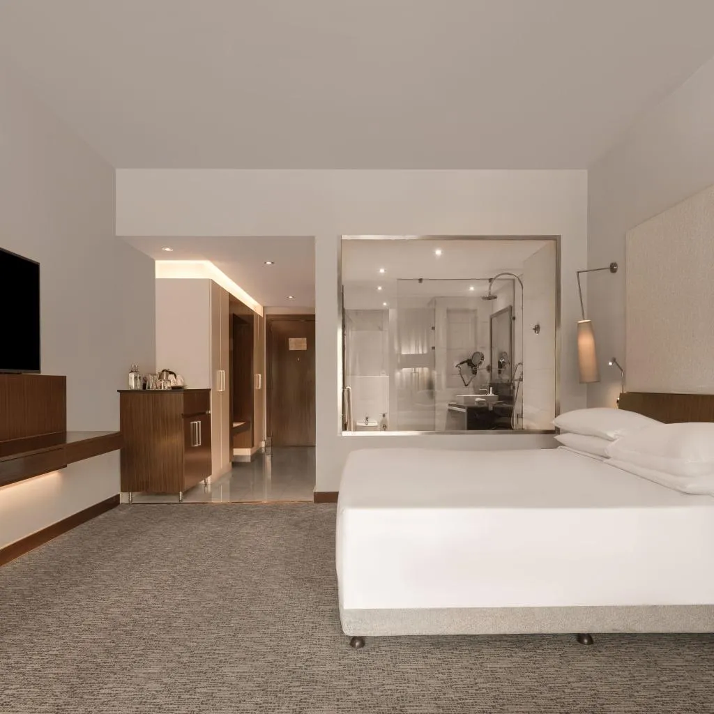 DOUBLE DELUXE Room, Dusit Thani LakeView Cairo, Cairo