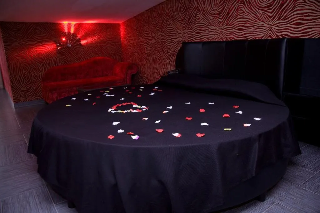 SUITE STANDARD Room, Hotel Masaniello Luxury, Naples