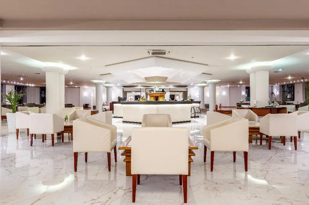 Bar, Athina Palace, Crete