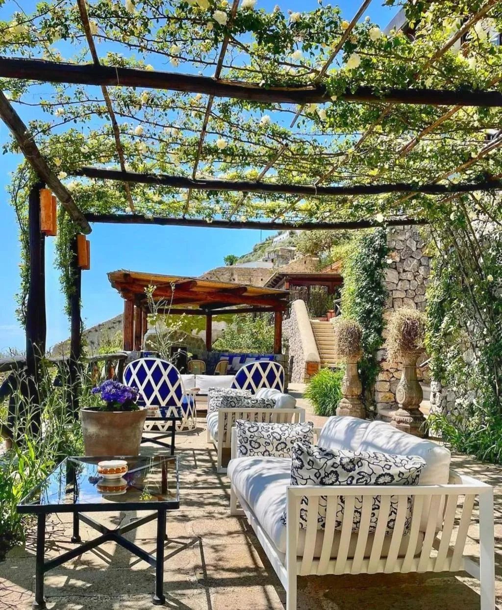 Bar, Monastero Santa Rosa Hotel & Spa, Naples