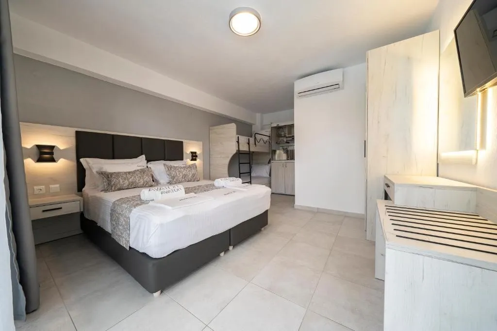 TRIPLE KING BED ONE BEDROOM  Room, Avaton Luxury Resort  And Spa Access The Enigma, Thessaloniki