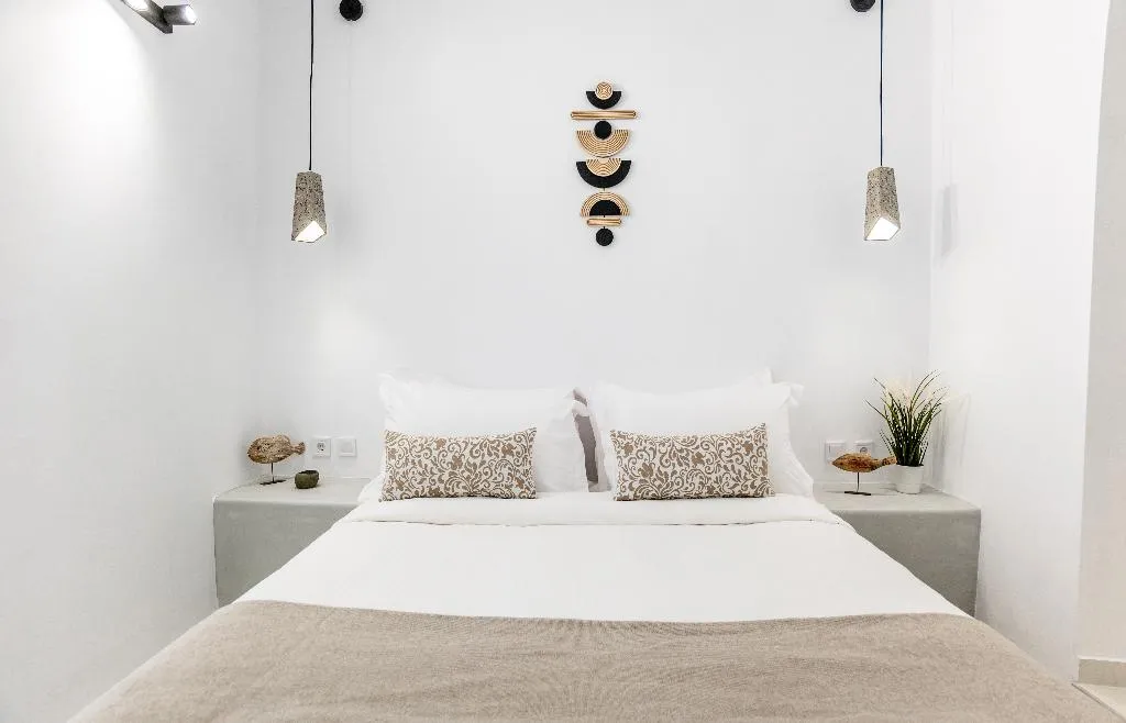 QUADRUPLE STANDARD Room, Kýma Perissa, Santorini