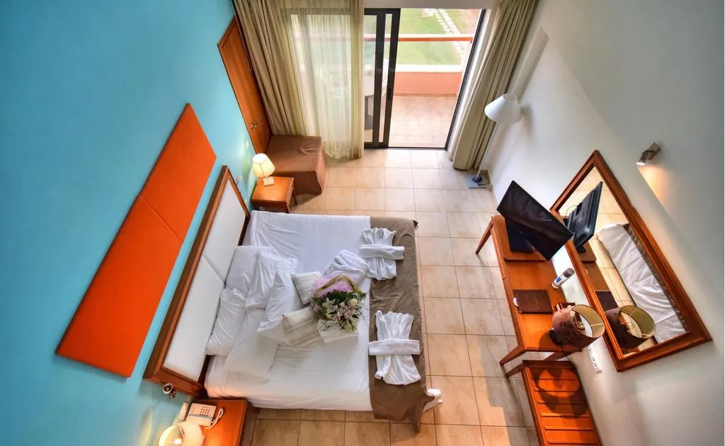 FAMILY ROOM STANDARD Room, Kiani Beach Resort, Crete