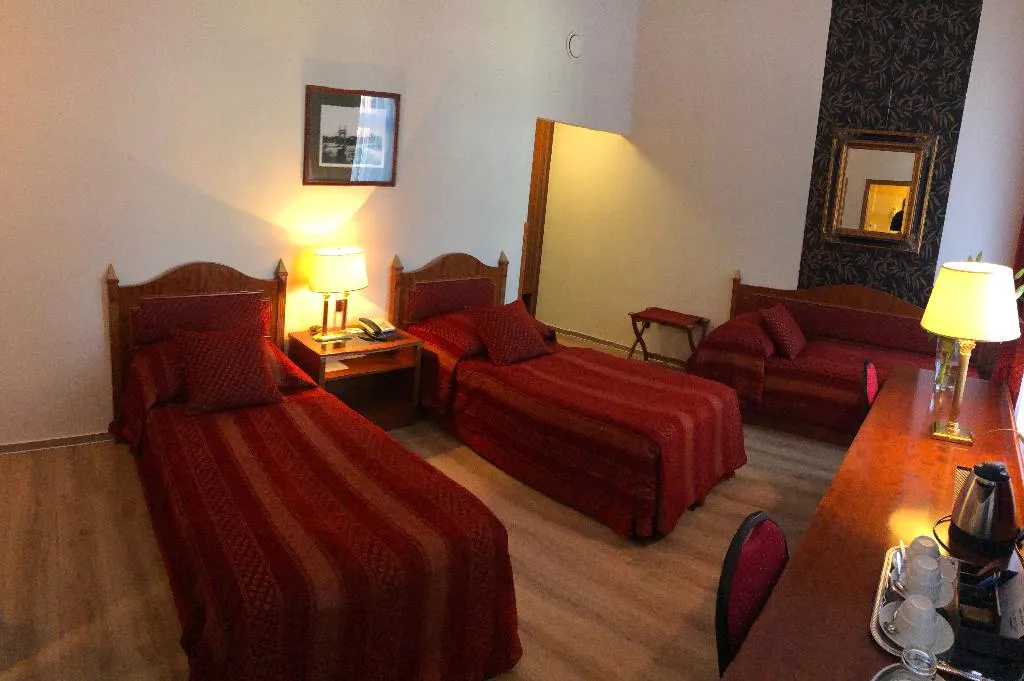 TRIPLE STANDARD Room, Ariston & Ariston Patio Hotel Prague, Prague