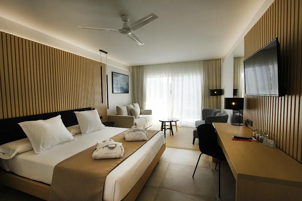 JUNIOR SUITE STANDARD Room, BG Caballero, Majorca