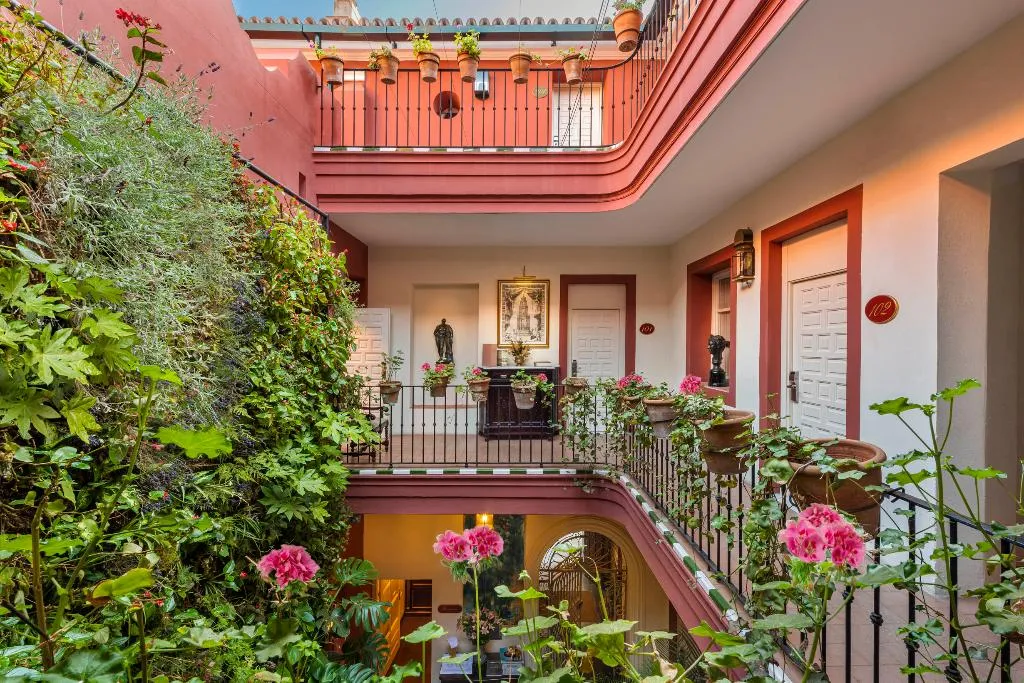 Lobby, Las Casas de El Arenal, Seville