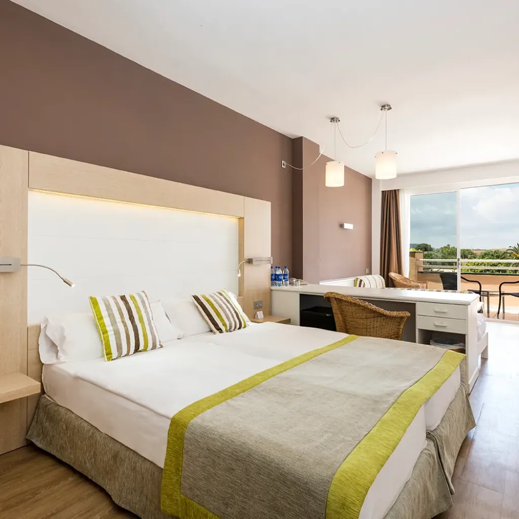 QUADRUPLE STANDARD Room, Caprice Sa Coma Park, Majorca